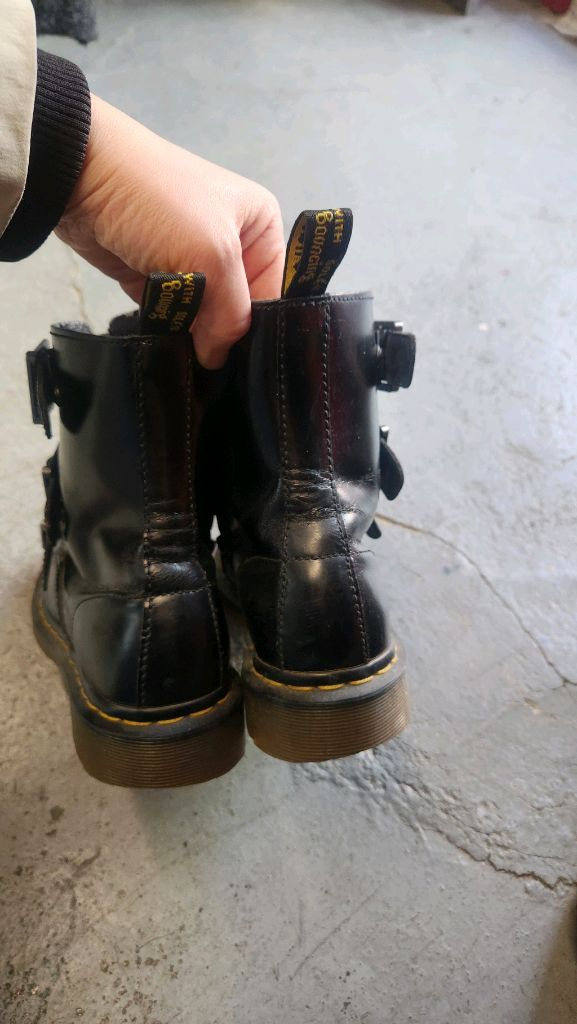 닥터마틴 블레이크 버클 부츠 블랙 uk4 235--3