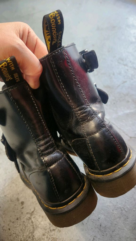 닥터마틴 블레이크 버클 부츠 블랙 uk4 235--7