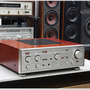 럭스만(LUXMAN) 최고급형 인티앰프 모델 L-530X