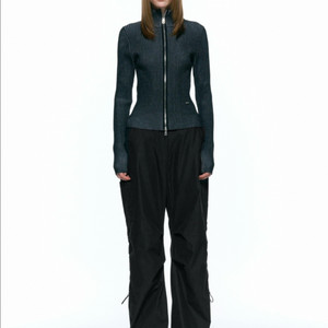 이중우수 로고 집업니트 블랙 m