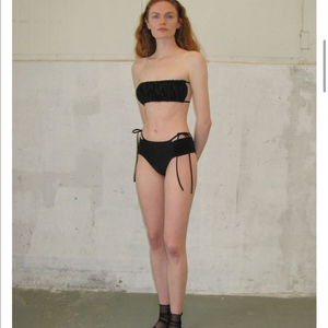 다이에그널 ribbon shirring 비키니 블랙 팝니다