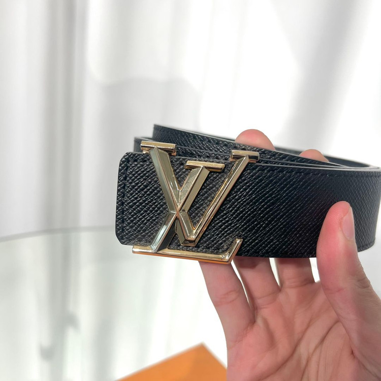 [정품] 루이비통 LV 이니셜 리버서블 벨트 블랙--1