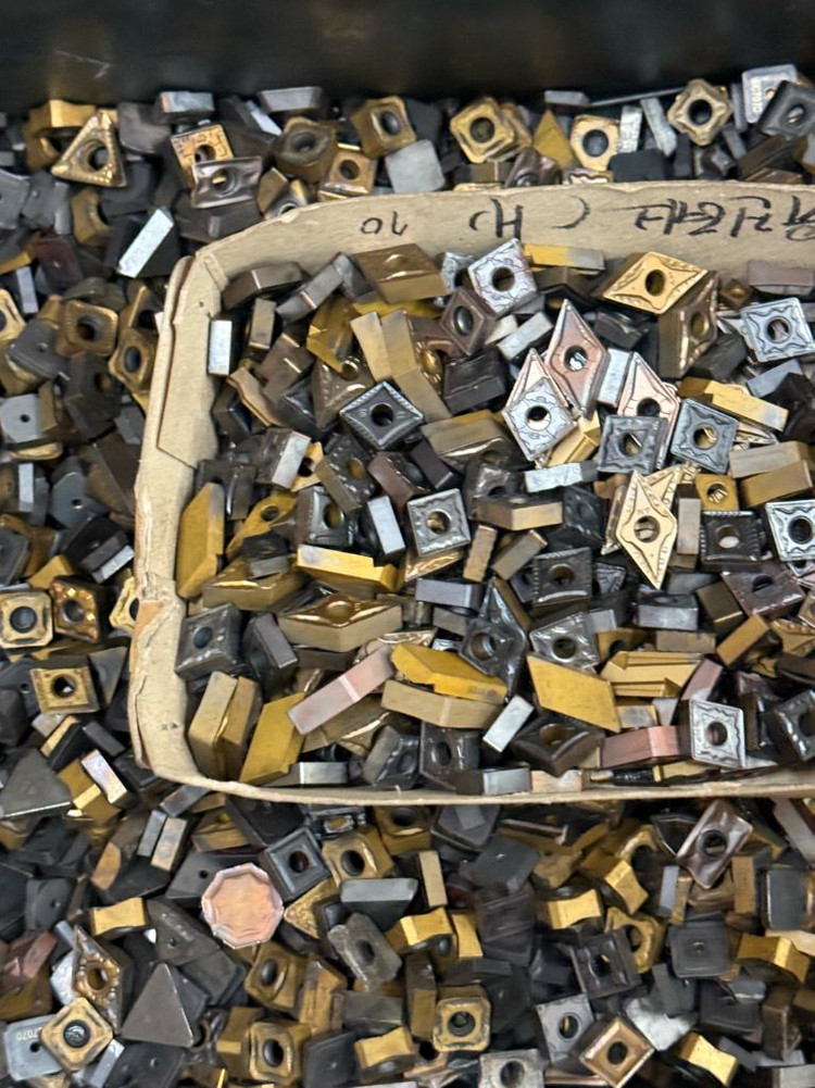 폐초경(초경엔드밀,초경드릴 등) 폐팁 폐하이스 서메트 고가매입합니다. 이미지