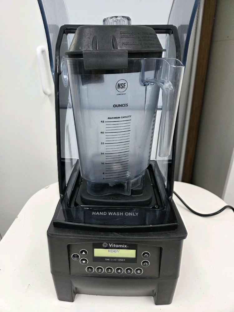 바이타믹스 콰이어트원 블렌더--1