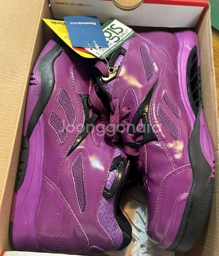 리복 코트 빅토리 펌프 농구화 270--3