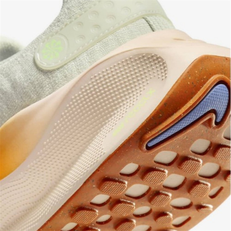 나이키 인피니티런 4 RN4 DR2670-007 여성 마라톤화 이미지