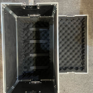 블랙 알루미늄 장비 케이스입니다