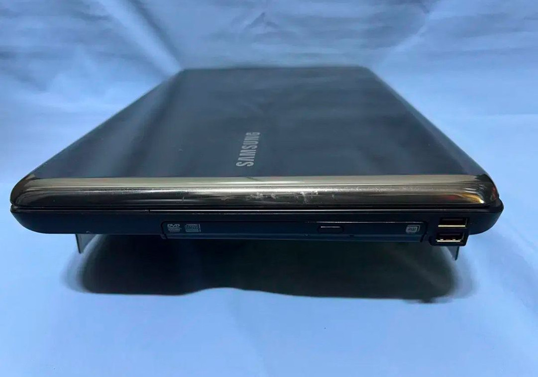 삼성 노트북 SENS R530--1