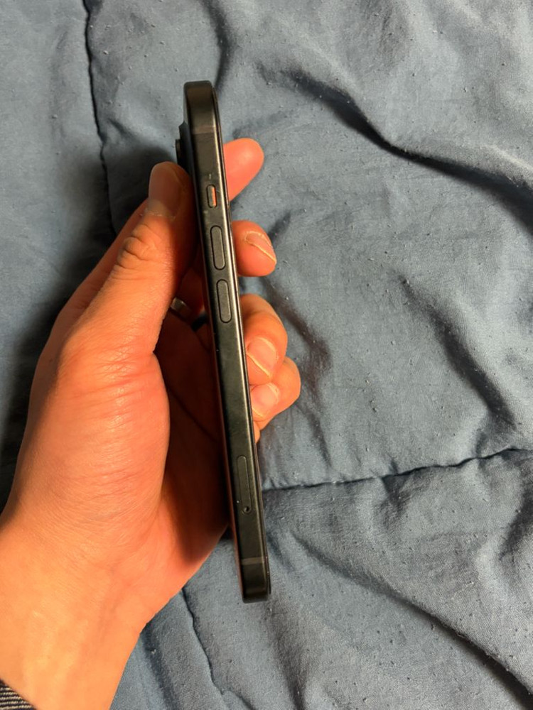 아이폰17 블랙 256기가--5