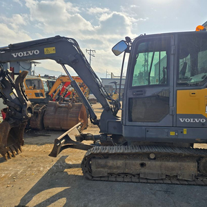 볼보 E60E 02굴삭기 2018년 8550시간가동 중고굴삭기매매 이미지