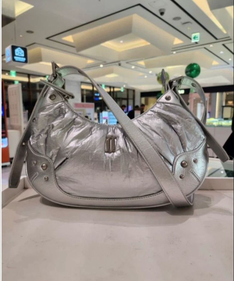 제이에스티나 실버 크로스/숄더백 (투웨이가능) 새상품--1