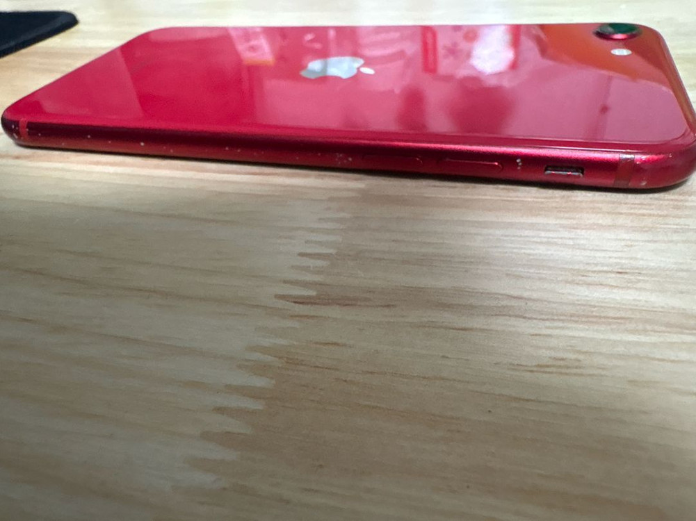 아이폰 SE 2세대 레드--2