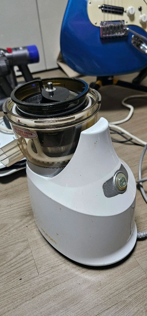 휴롬 착즙기 쥬서기 커버없음--1