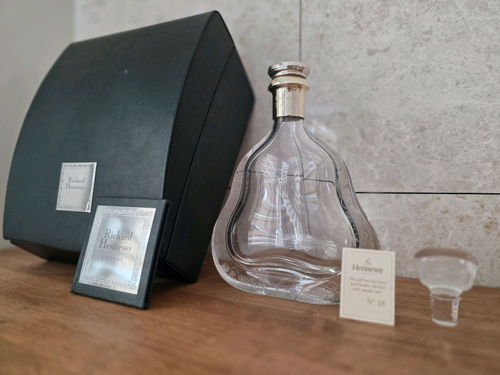 리차드 헤네시 공병 팝니다 이미지