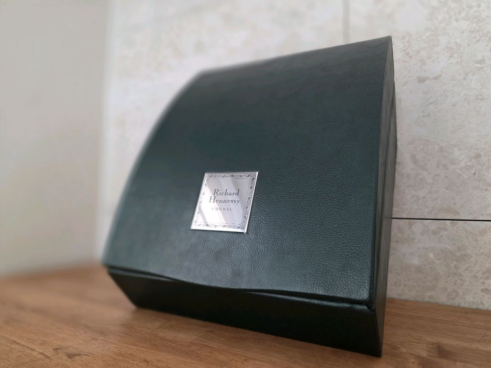 리차드 헤네시 공병 팝니다 이미지