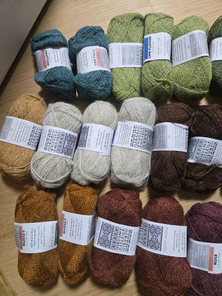 마리왈린 배색실 20볼 이미지