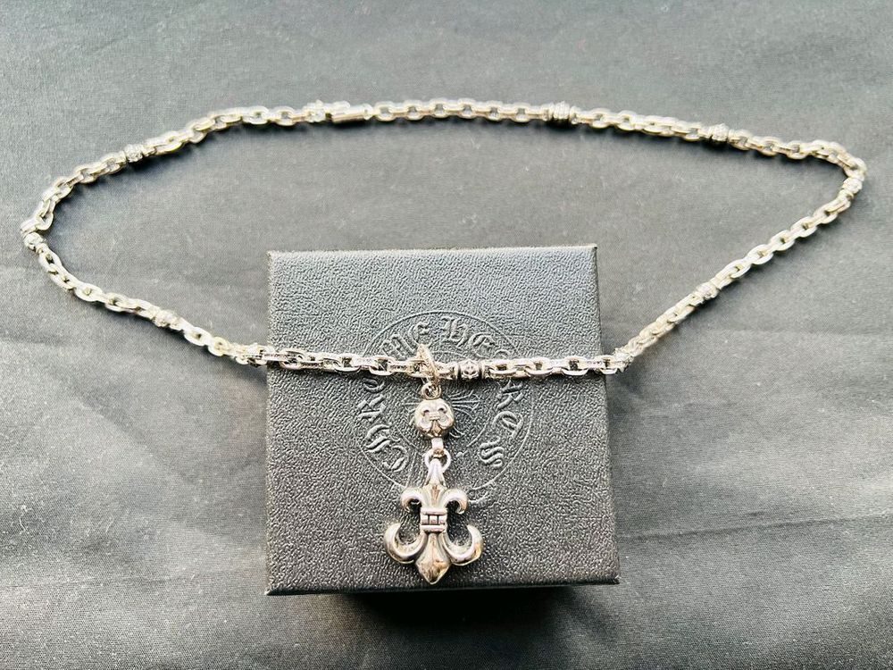 크롬하츠 보이스카웃 플라워 목걸이 이미지