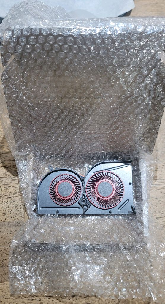 [부품용][가격조정] 17인치 4K, 게이밍 노트북, msi GS73vr--6