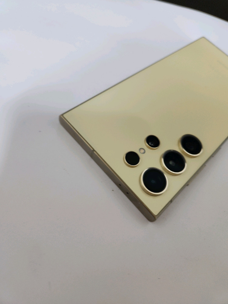 갤럭시 S24울트라 512기가 자급제폰 무잔상 이미지