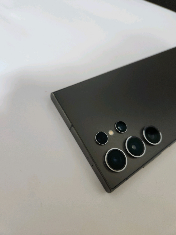 갤럭시 S24울트라 자급제 512기가 무잔상 깔끔폰 블랙 이미지