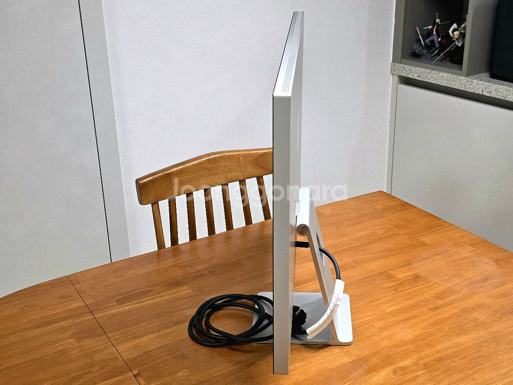 애플 스튜디오 디스플레이--3