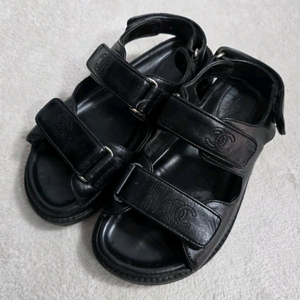 샤넬 CC 로고 비브람 레더 샌들