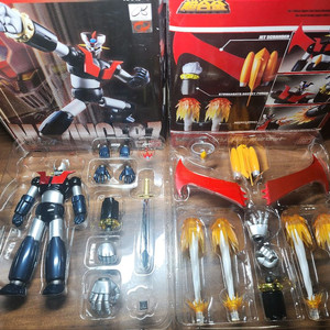 슈퍼로봇초합금 마징가Z 세트 팝니다. 1/12액션피규어