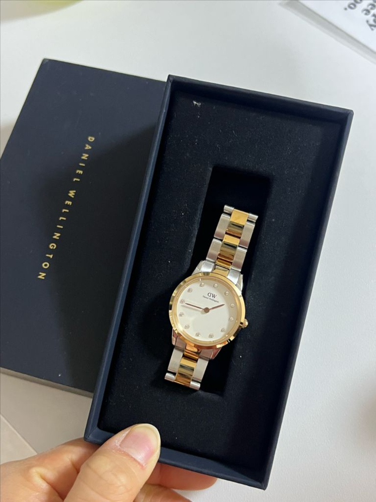 다니엘웰링턴 시계--1