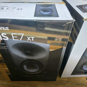 Eris E7 XT 스튜디오 모니터 스피커 1조 이미지