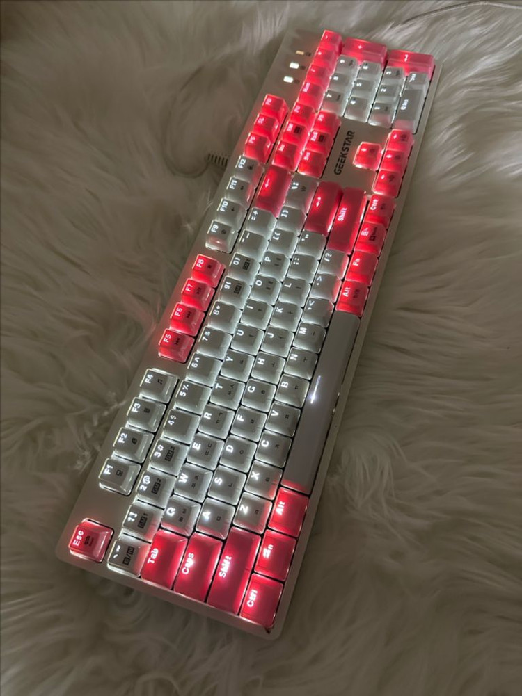 긱스타 GK801-2화이트핑크 게이밍 기계식키보드--2