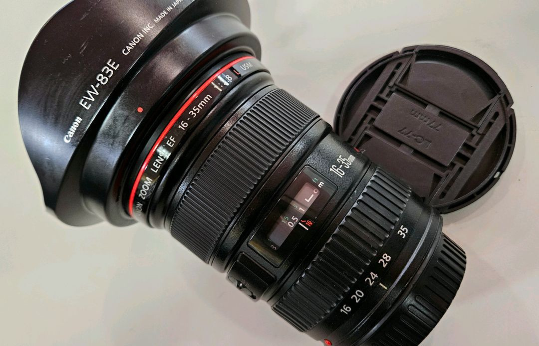 A급> 캐논 EF 16-35mm F2.8L 풀프레임 가성비 광각렌즈 이미지