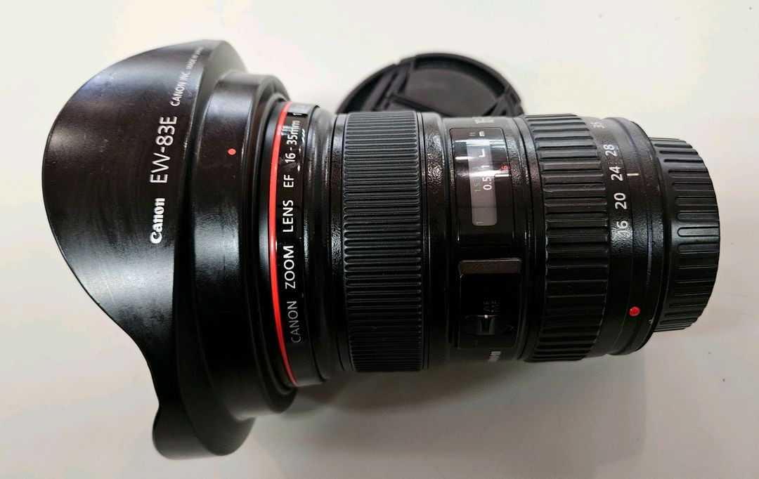 A급> 캐논 EF 16-35mm F2.8L 풀프레임 가성비 광각렌즈 이미지