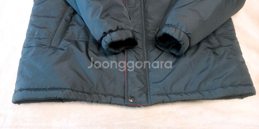 빅터 victor 배드민턴 하프 패딩 팝니다--4