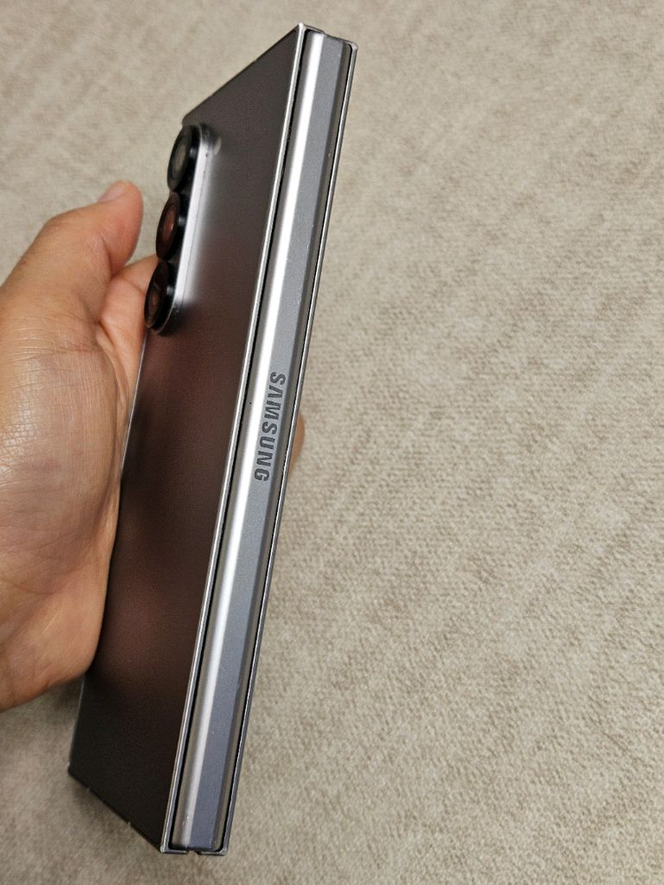 폴더블 스마트폰 256GB--3