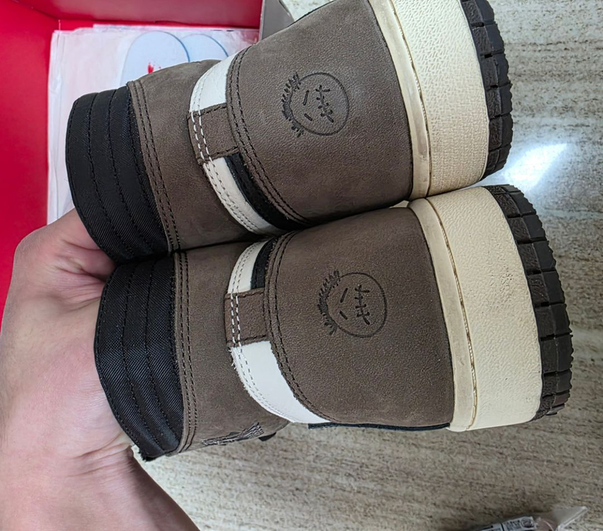 280 조던 1 x 트래비스 스캇 레트로 하이 OG 이미지