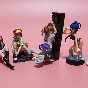 춤추는고양이 피규어 거치대 에어팟거치대 관짝고양이 5개 | 중고나라 - 안심되는 중고거래