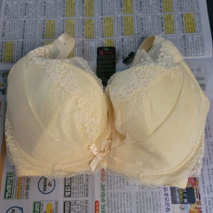 에메필,솔브 큰컵브라입니다 80G,80H 이미지