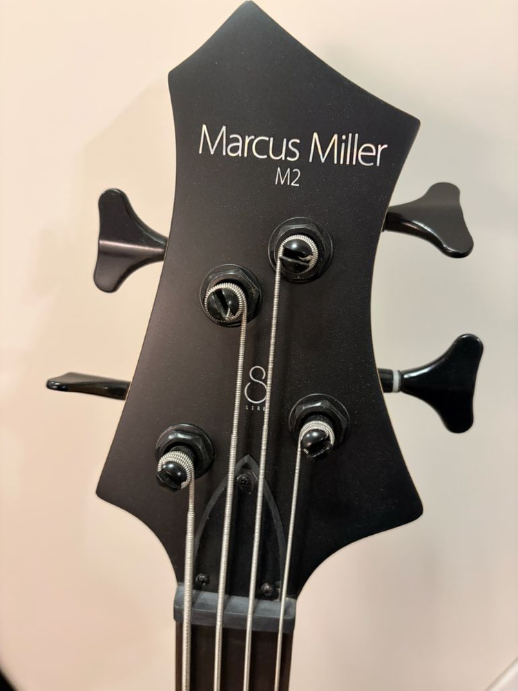 Marcus Miller M2 베이스 기타 블랙--3
