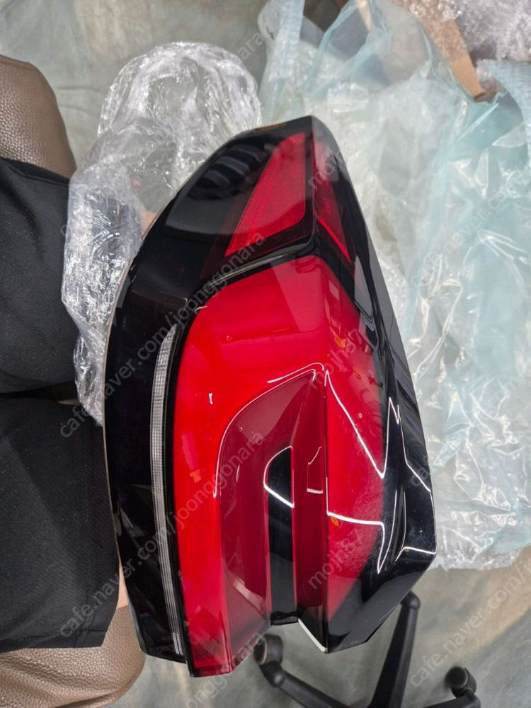 BMW G30 LCI 5시리즈 후미등 이미지