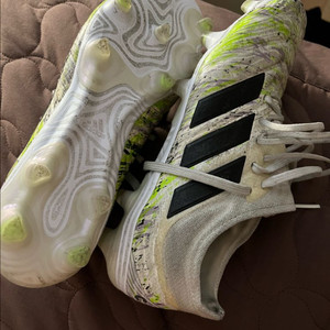 아디다스 코파 20.1 팝니다.