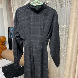 체크 패턴 원피스