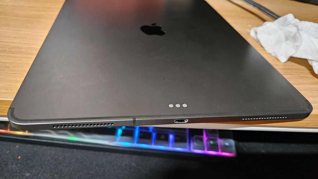 아이패드프로 3세대 12.9 256GB 셀룰러 +미개봉케이스--5