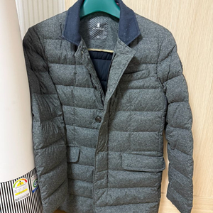 와이드 앵글 남성 패딩 자켓