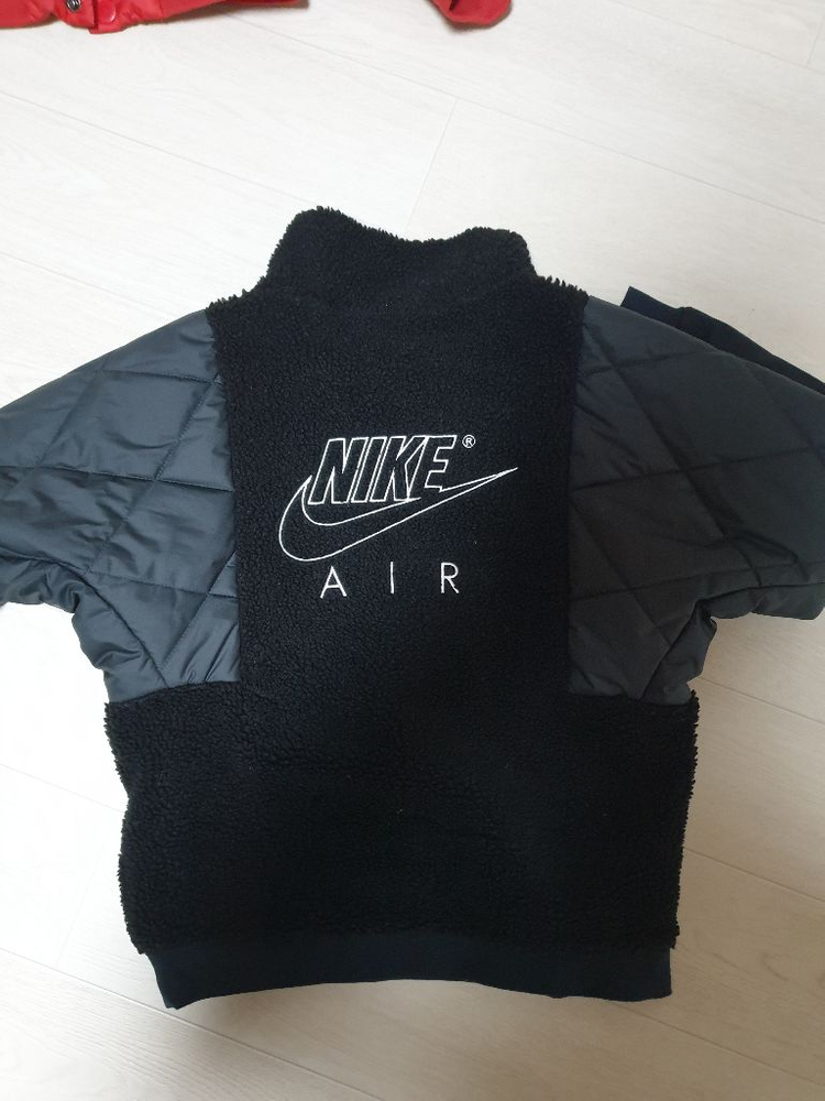 나이키 키즈 패딩 점퍼 M사이즈--3