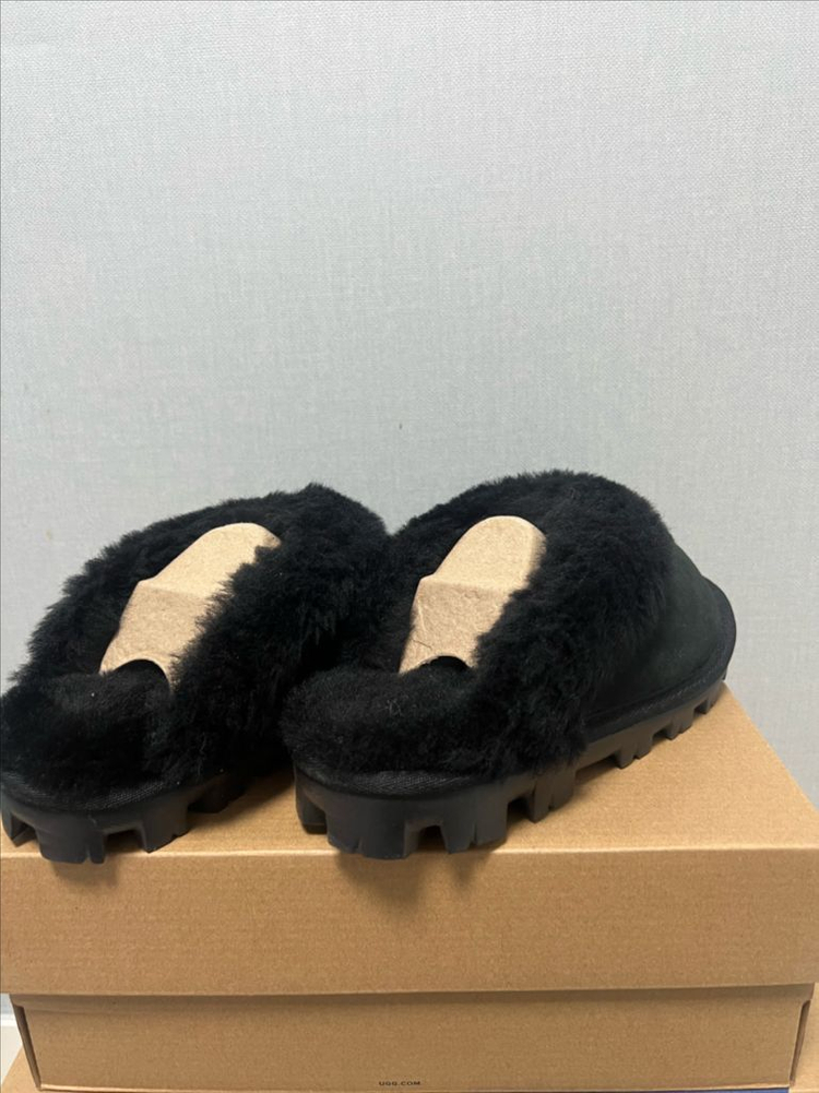 [새상품] 어그 코케트 슬리퍼 블랙 225 size 이미지