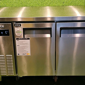 에버젠 간냉식 1200 테이블 냉장고 팝니다