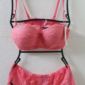 [새상품]보디가드 75B브라 100사이즈 팬티세트 팝니다. 이미지