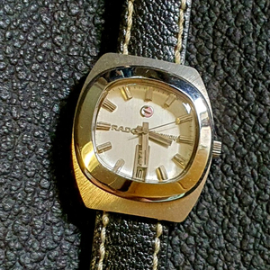 빈티지 오리지널 라도 콘웨이 자동시계팝니다.