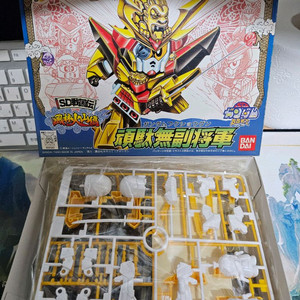 SD건담 BB전사 No. 66 부장군건담 팝니다.