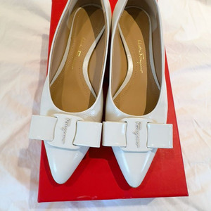 페라가모 VIVA 플랫슈즈 6 1/2 (240) 이미지